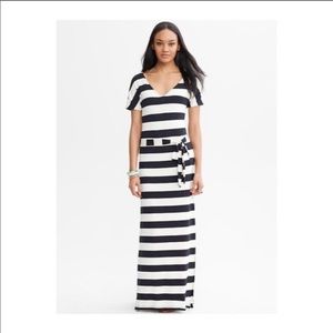 Banana Republic Navy Striped Maxi Dress-Sz L-NWT!